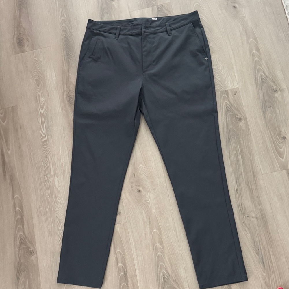 lululemon athletica Men's Charcoal Slim Chinos